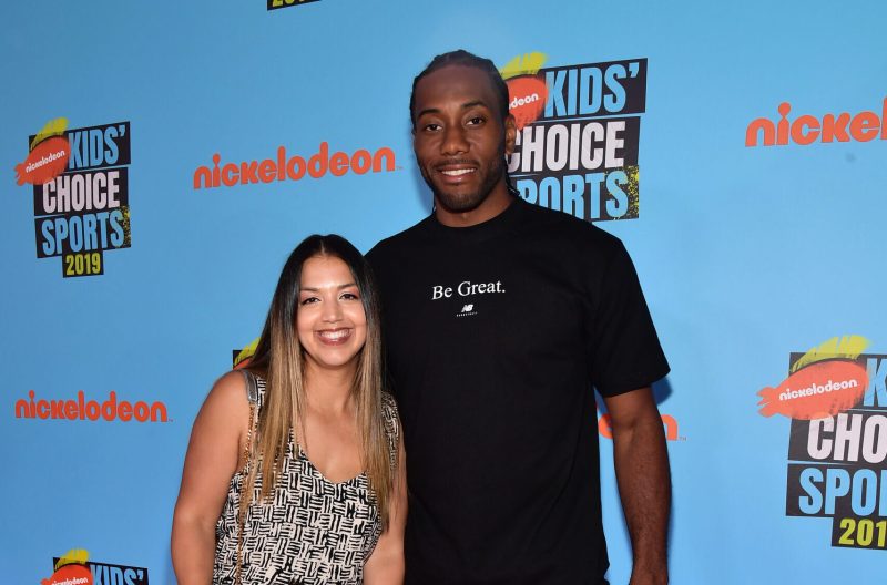 Kawhi Leonard and his partner Kishele Shipley at the Kid's Choice Awards in 2019