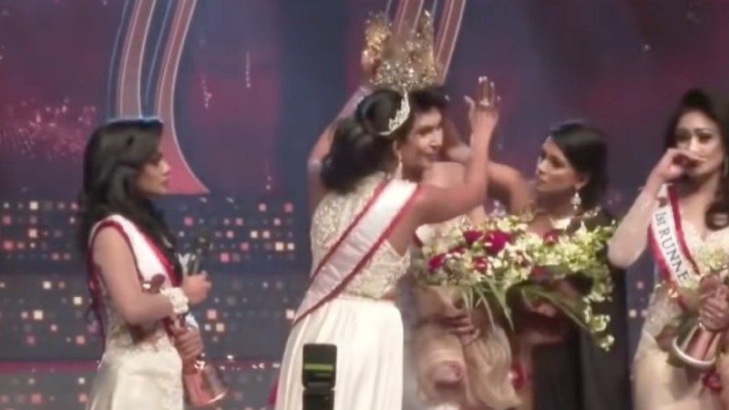 A tense moment unfolds between the former Mrs. Sri Lanka and the current winner