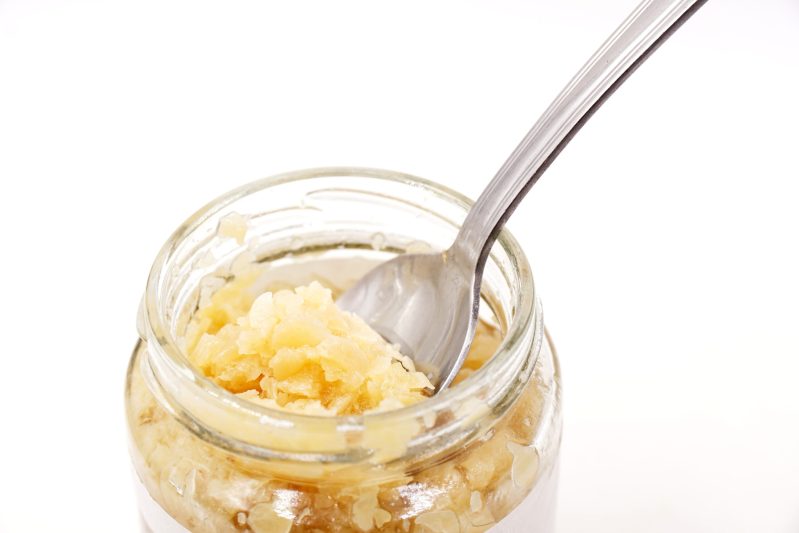 Image of jarred garlic.