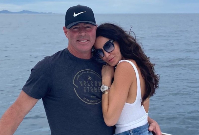 Jim Edmonds hugging Kortnie O'Connor.