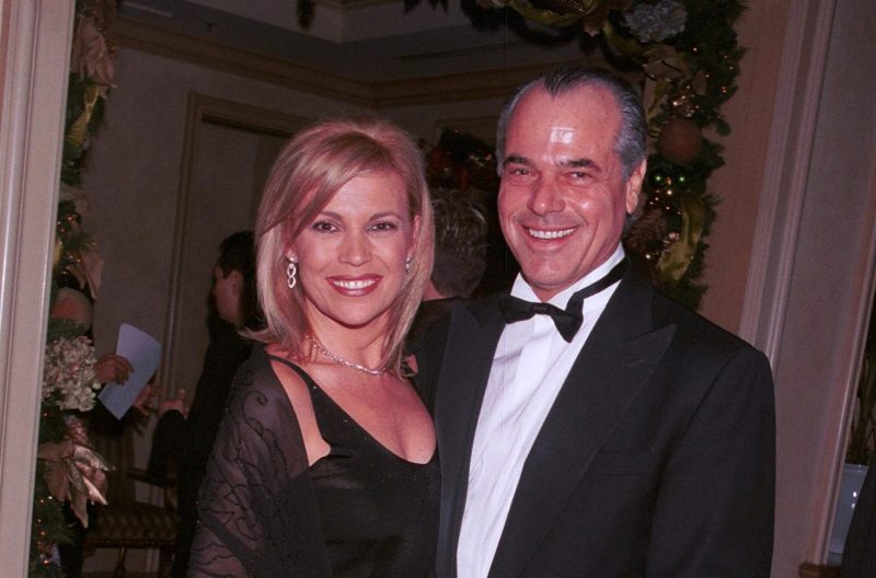 Vanna White and her ex husband George Santo Pietro in 2001