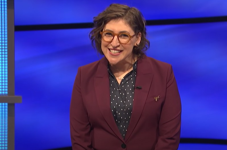 screenshot of Mayim Bialik hosting Jeopardy!