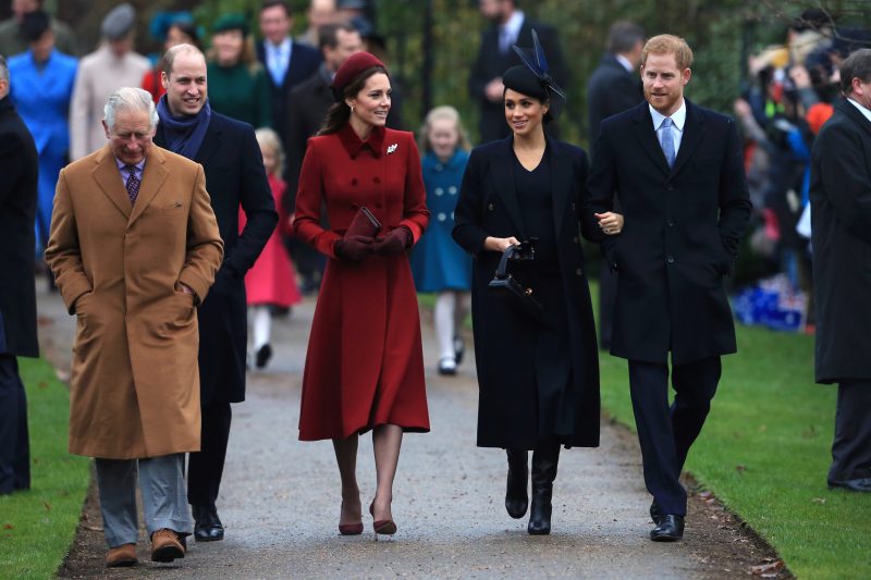 KING'S LYNN, ENGLAND - DECEMBER 25: (L-R) Prince Charles, Prince of Wales, Prince William, Duke of Cambridge, Catherine, Duchess of Cambridge, Meghan, Duchess of Sussex and Prince Harry, Duke of Sussex arrive to attend Christmas Day Church service at Church of St Mary Magdalene on the Sandringham estate on December 25, 2018 in King's Lynn, England.