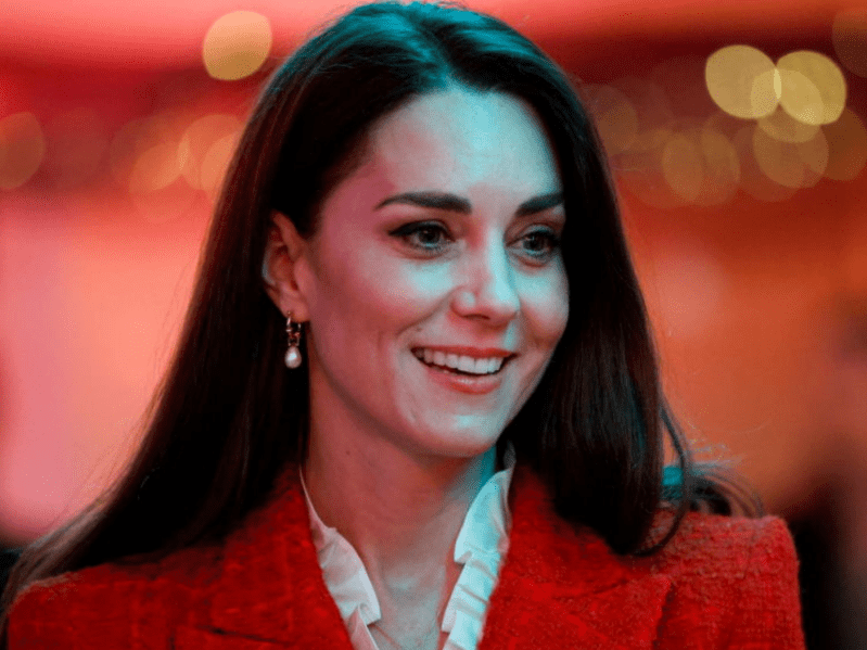 Kate Middleton speaks to event participant