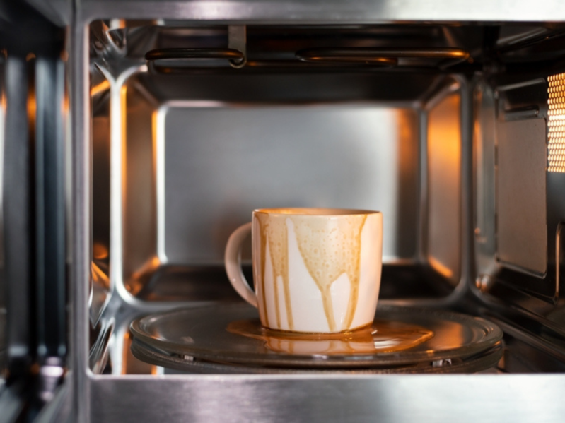 Dangers of reheating coffee in microwave