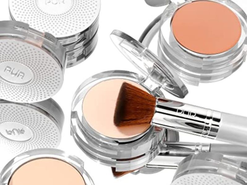 PÜR 4-in-1 mineral foundations with a makeup brush
