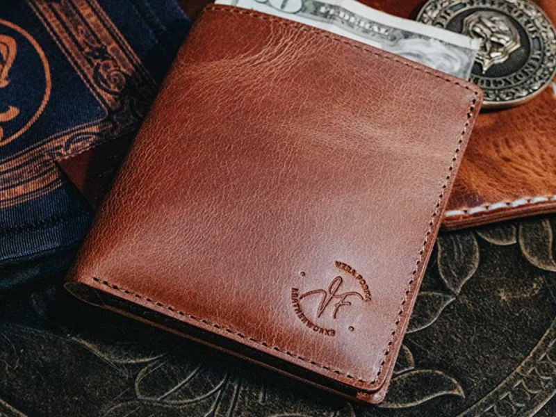 Product image of the Vera Forma Leatherworks minimalist full grain leather bifold wallet