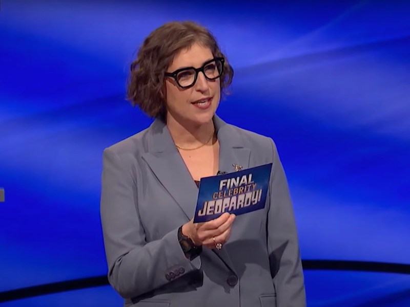 screenshot of Mayim Bialik hosting the final round during Celebrity Jeopardy