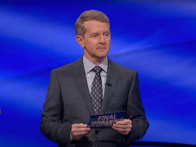 screenshot of Ken Jennings hosting Jeopardy! during the final round