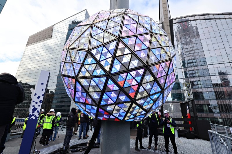 5 Interesting Facts About The New Year s Eve Ball Drop 5-interesting-facts-about-the-new-year-s-eve-ball-drop