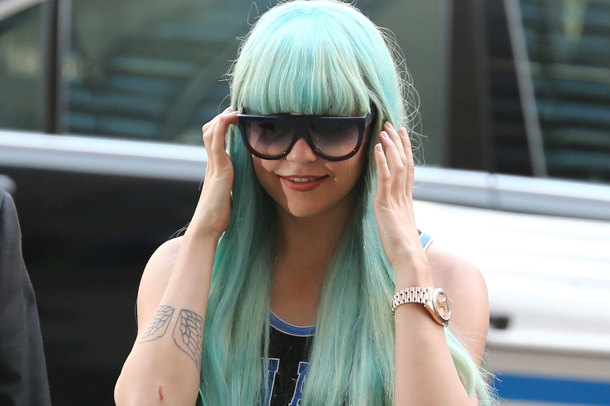 amanda-bynes-admits-undergoing-major-plastic-surgery-procedure