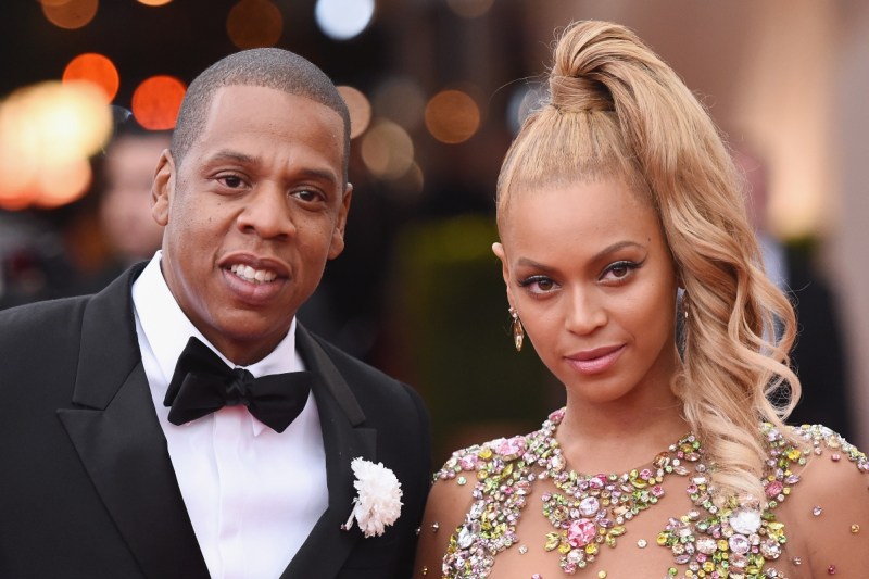 beyonces-childhood-home-catches-fire-christmas-morning