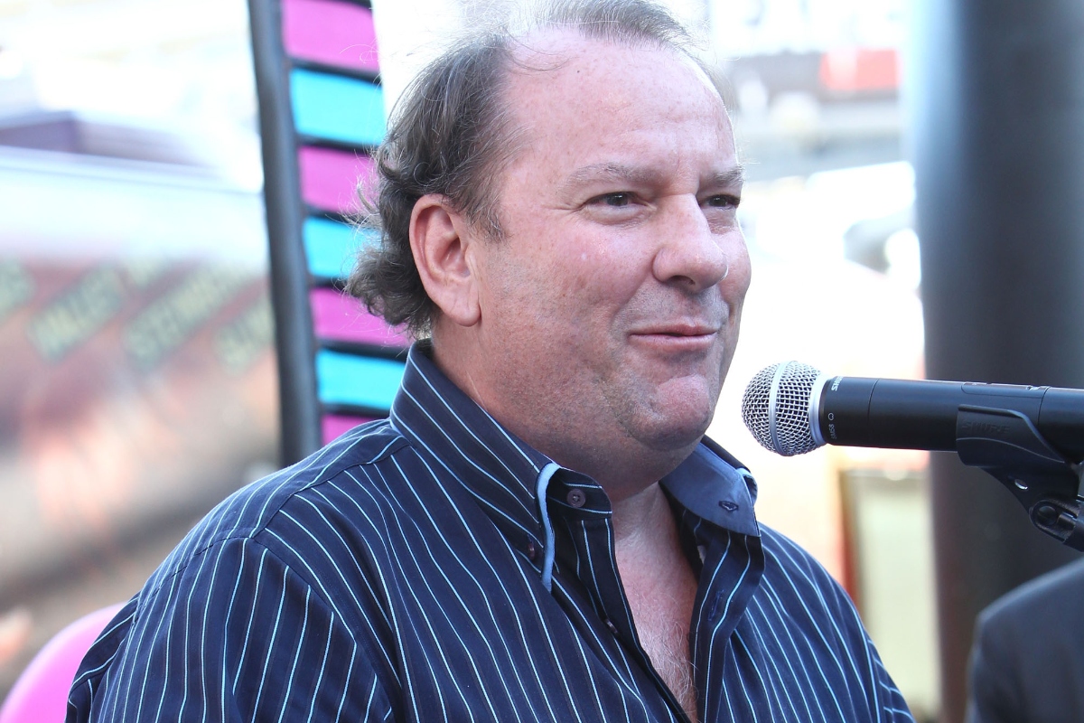 jeffrey-foskett-longtime-beach-boys-member-dead-at-67