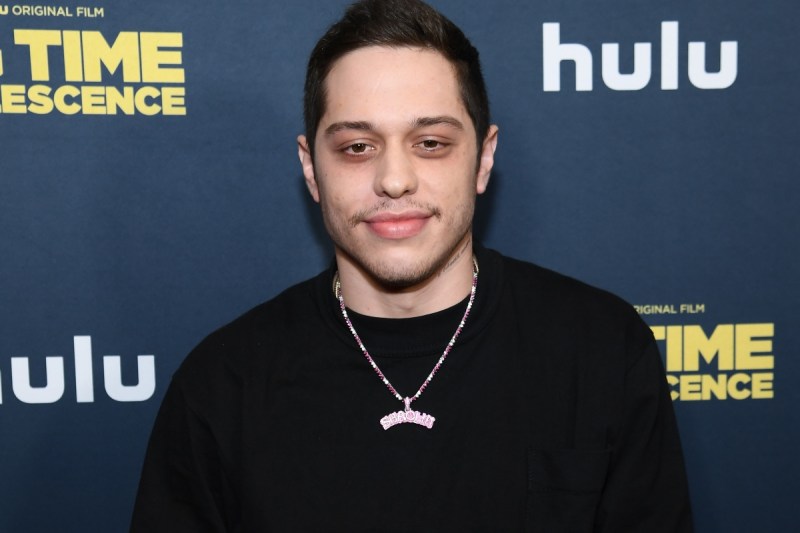 snl-alum-pete-davidson-cancels-new-york-city-stand-up-performance-two-hours-before-showtime