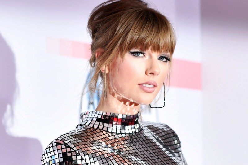 taylor-swift-made-travis-kelce-sweet-treat-ahead-chiefs-bears-game