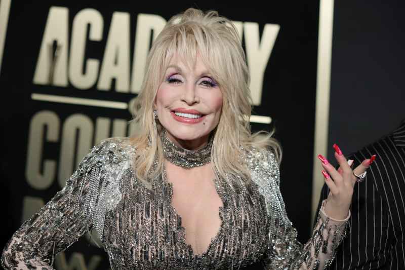 Dolly Parton Reveals Husband Carl's Reaction to Her Viral Cowboys Cheerleader Outfit