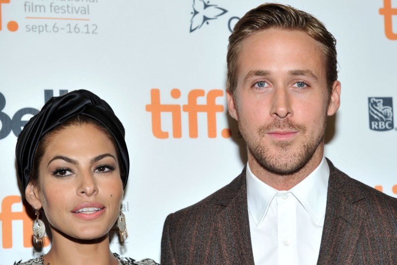 eva-mendes-reacts-to-viral-ryan-gosling-moment-at-critics-choice-awards