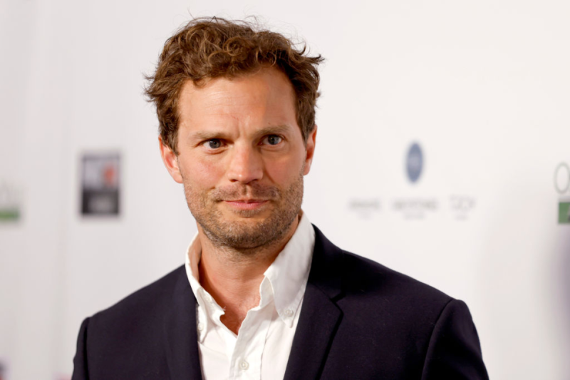 jamie-dornan-reportedly-hospitalized-with-heart-attack-symptoms-after-touching-toxic-caterpillar