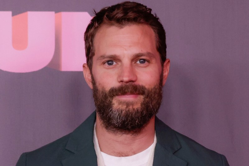jamie-dornan-reportedly-never-hospitalized-for-touching-toxic-caterpillar-friend-is-alcoholic-with-fear-of-caterpillars