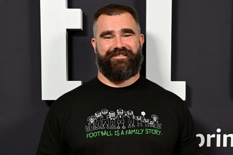 jason-kelce-hints-at-possibly-playing-his-final-nfl-game-this-evening