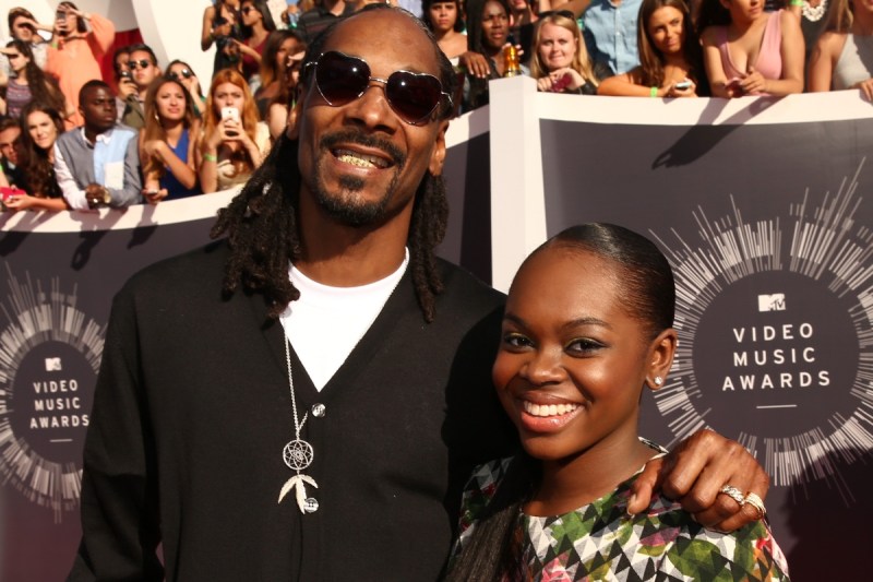 snoop-doggs-daughter-24-reveals-she-suffered-a-severe-stroke