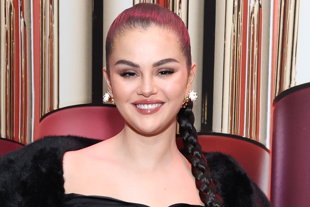 selena-gomez-recalls-being-obsessed-with-kurt-cobain-growing-up