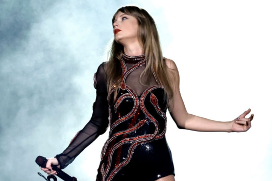 taylor-swift-fan-dies-while-driving-to-singers-concert