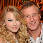 taylor-swifts-dad-allegedly-assaults-paparazzi-photographer-demands-apology