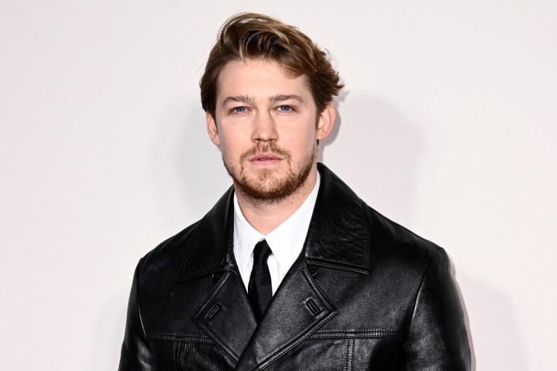 taylor-swifts-ex-joe-alwyn-reportedly-concerned-about-her-shady-upcoming-album