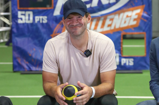 tony-romo-claims-taylor-swift-travis-kelce-marriage-references-were-a-joke