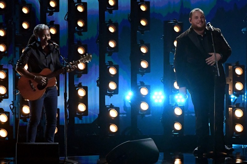 tracy-chapman-luke-combs-spark-fan-frenzy-with-fast-car-duet-at-2024-grammys