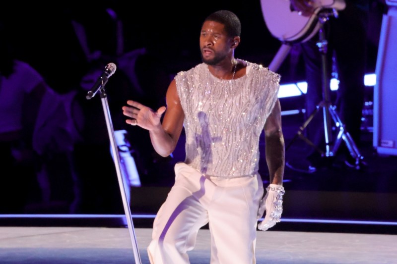 usher-marries-longtime-girlfriend-in-las-vegas-during-super-bowl-weekend