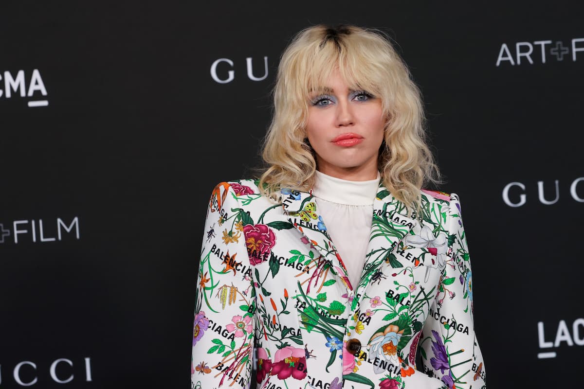 Miley Cyrus Was 'Fully Aware' of Sister Noah's Relationship With Mom Tish's Husband Dominic Purcell