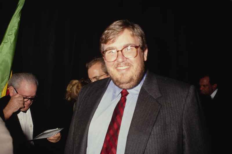 Tributes for John Candy Pour in 30 Years After His Death