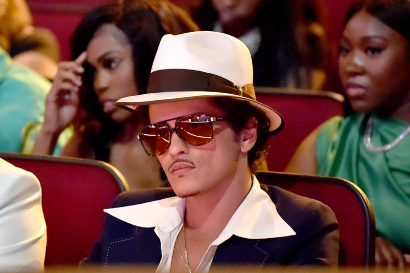 bruno-mars-allegedly-owes-50-million-in-gambling-debts-to-las-vegas-casino