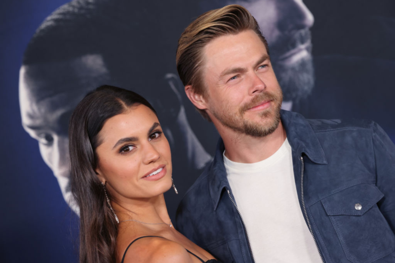 derek-hough-shares-touching-photo-with-wife-hayley-amid-health-battle