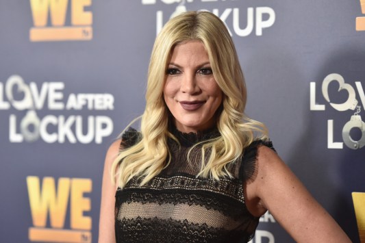 Tori-Spelling-Admits-She-Once-Peed-in-Her-Sons-Diaper-While-Stuck-in-Traffic