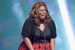 american-idol-pays-tribute-to-mandisa-with-emotional-performance