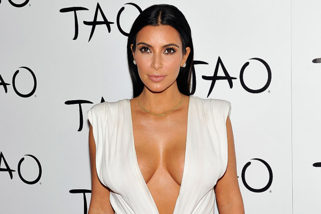 bianca-censori-shows-off-figure-in-revealing-white-mini-dress