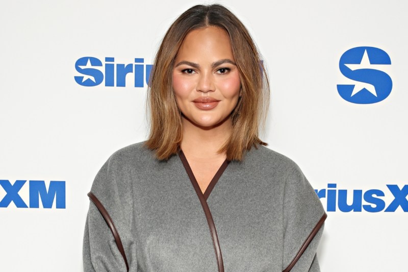 chrissy-teigen-travels-to-china-to-buy-900-worth-of-steak-ribs-from-john-legends-favorite-butcher