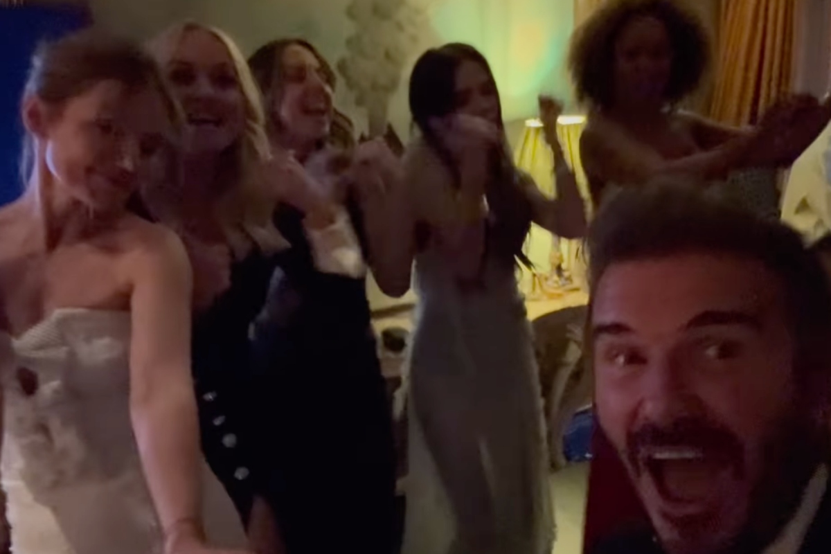 david-beckham-films-spice-girls-reunion-performance-at-victorias-50th-birthday-party