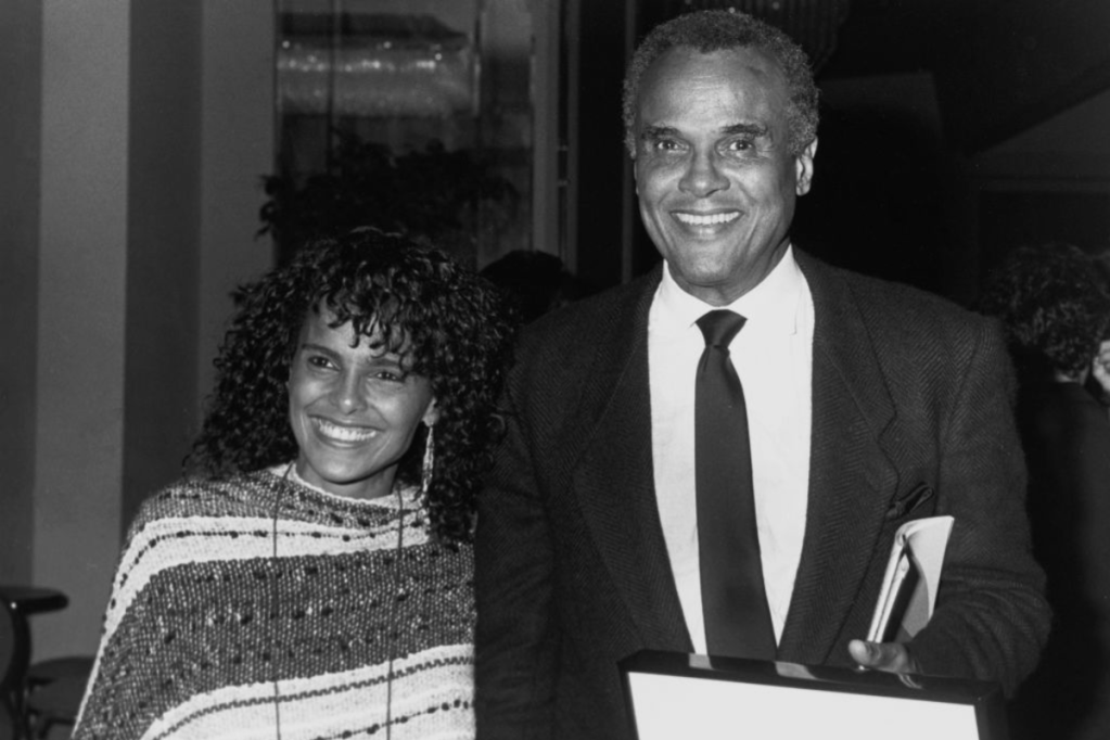 Harry Belafonte's Daughter Shari Reveals His Final Words to Her(02)
