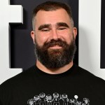 jason-kelce-lost-super-bowl-ring-in-chili-pit-at-new-heights-live-show