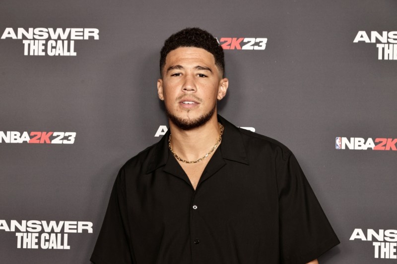 nba-star-devin-booker-breaks-silence-after-fans-accuse-him-of-getting-toupee-in-viral-video