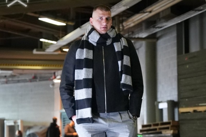 nikola-jokic-dresses-up-as-gru-from-despicable-me-prior-to-playoff-game