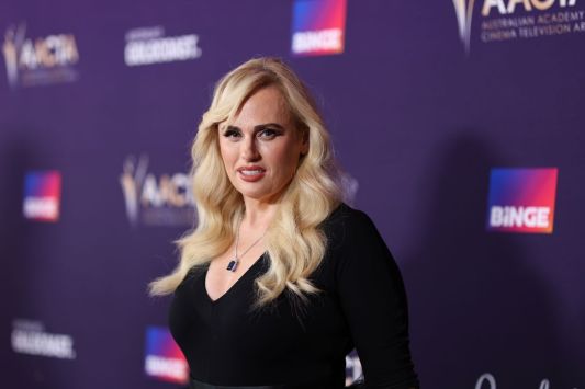 rebel-wilson-says-she-has-a-no-a-holes-policy-after-scary-experience-with-sacha-baron-cohen