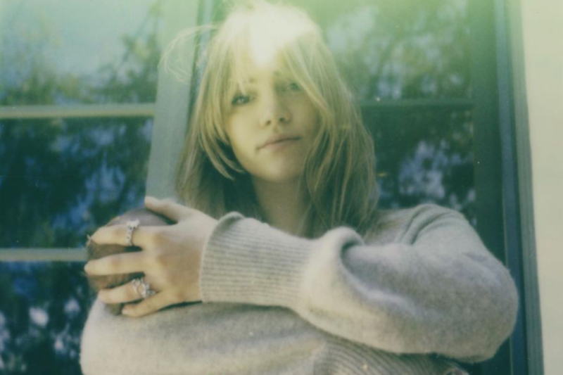 suki-waterhouse-reveals-gender-of-newborn-baby-with-robert-pattinson-at-coachella