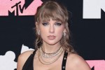 taylor-swift-flew-178000-miles-last-year-private-jet-stalker-reveals