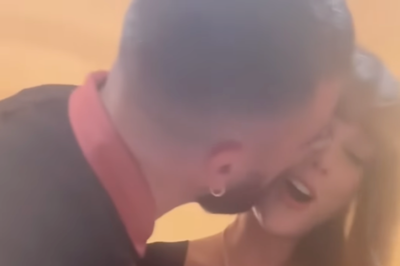 travis-kelce-kisses-taylor-swift-in-new-home-video-posted-to-celebrate-fortnight-single