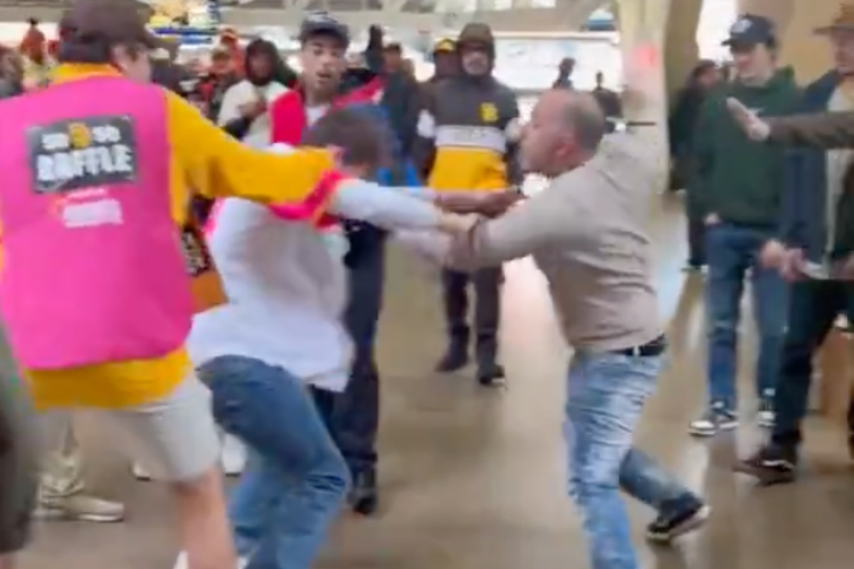 violent-brawl-breaks-out-between-giants-and-padres-fan-at-mlb-game